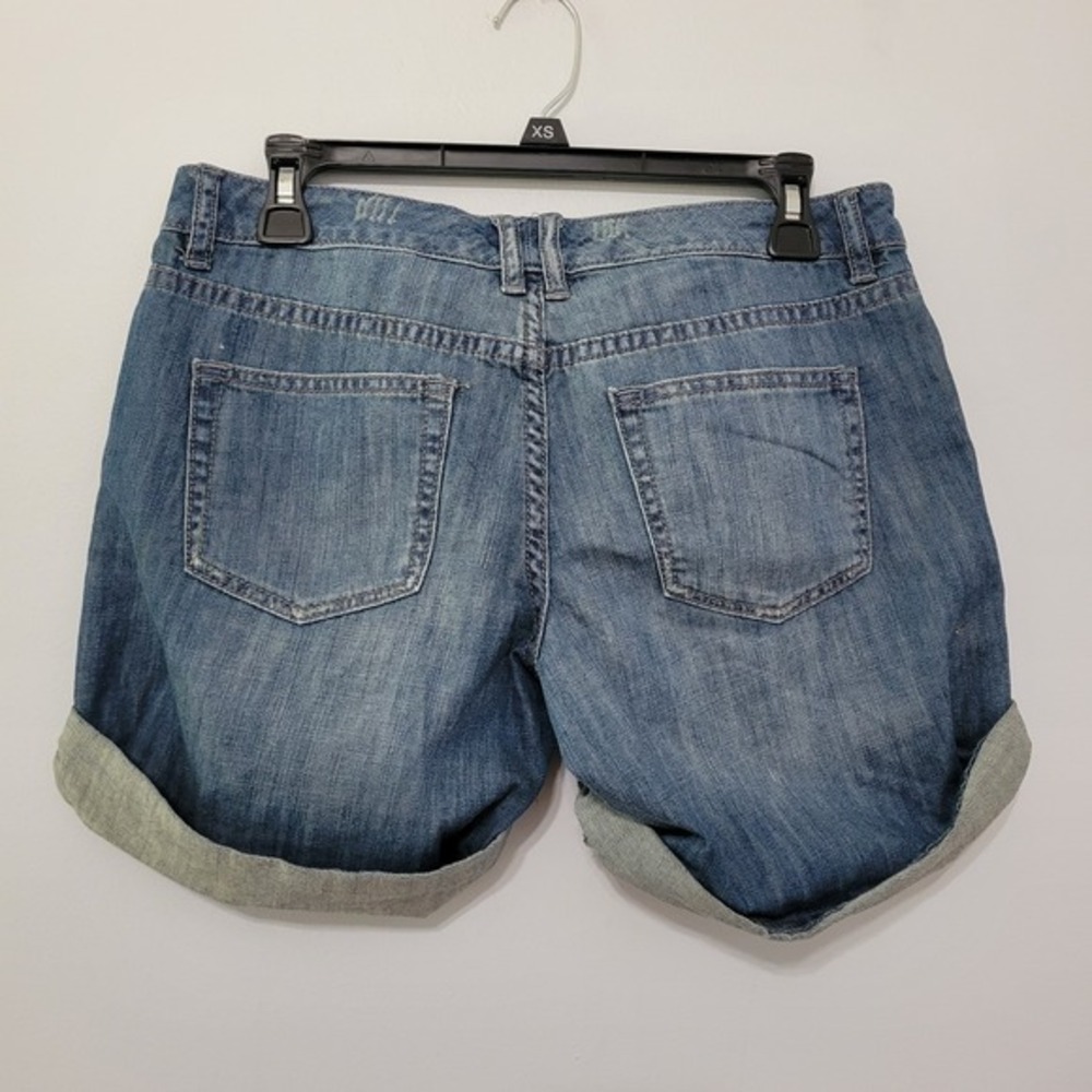 OUTBACK RED Womens Sz 2 Cuffed Casual Denim Blue Jean Shorts Mid Rise Distressed - Picture 7 of 11